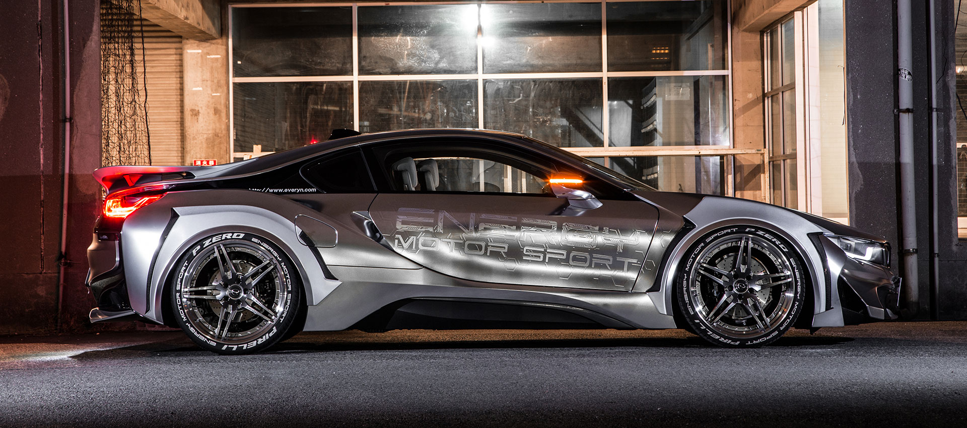 BMW i8 silver wrapping7