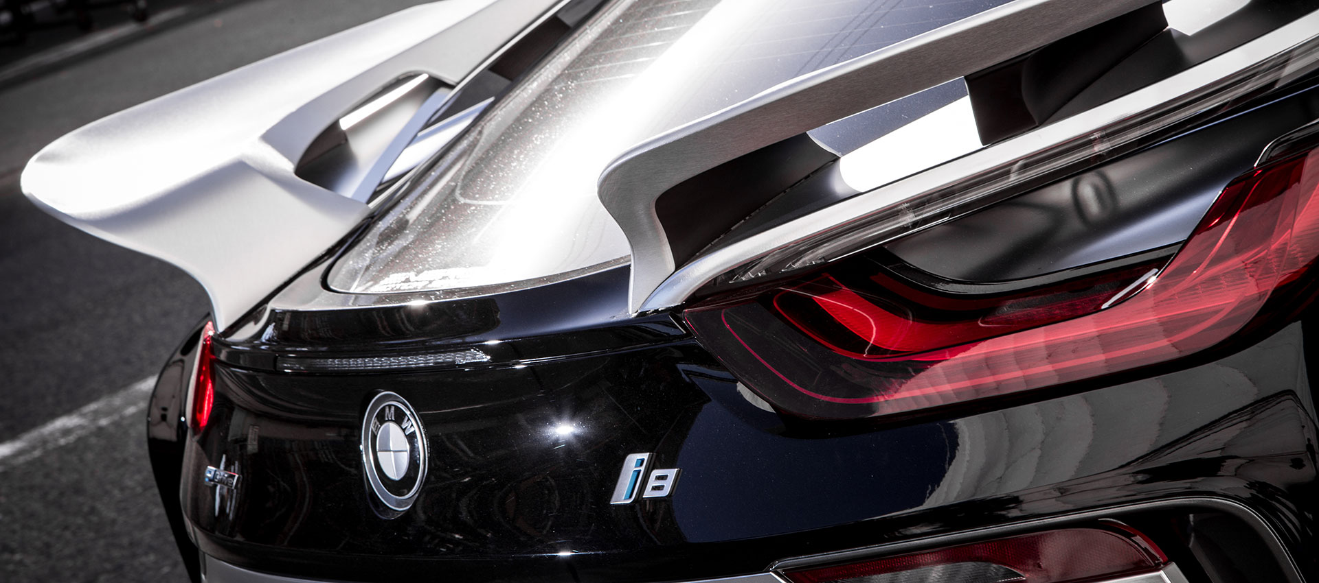 BMW i8 silver wrapping9